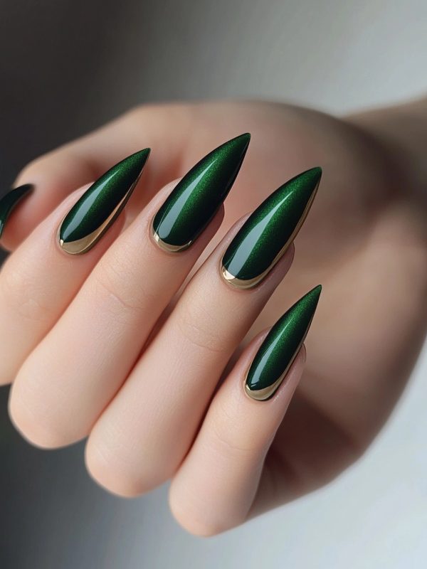 emerald green nails